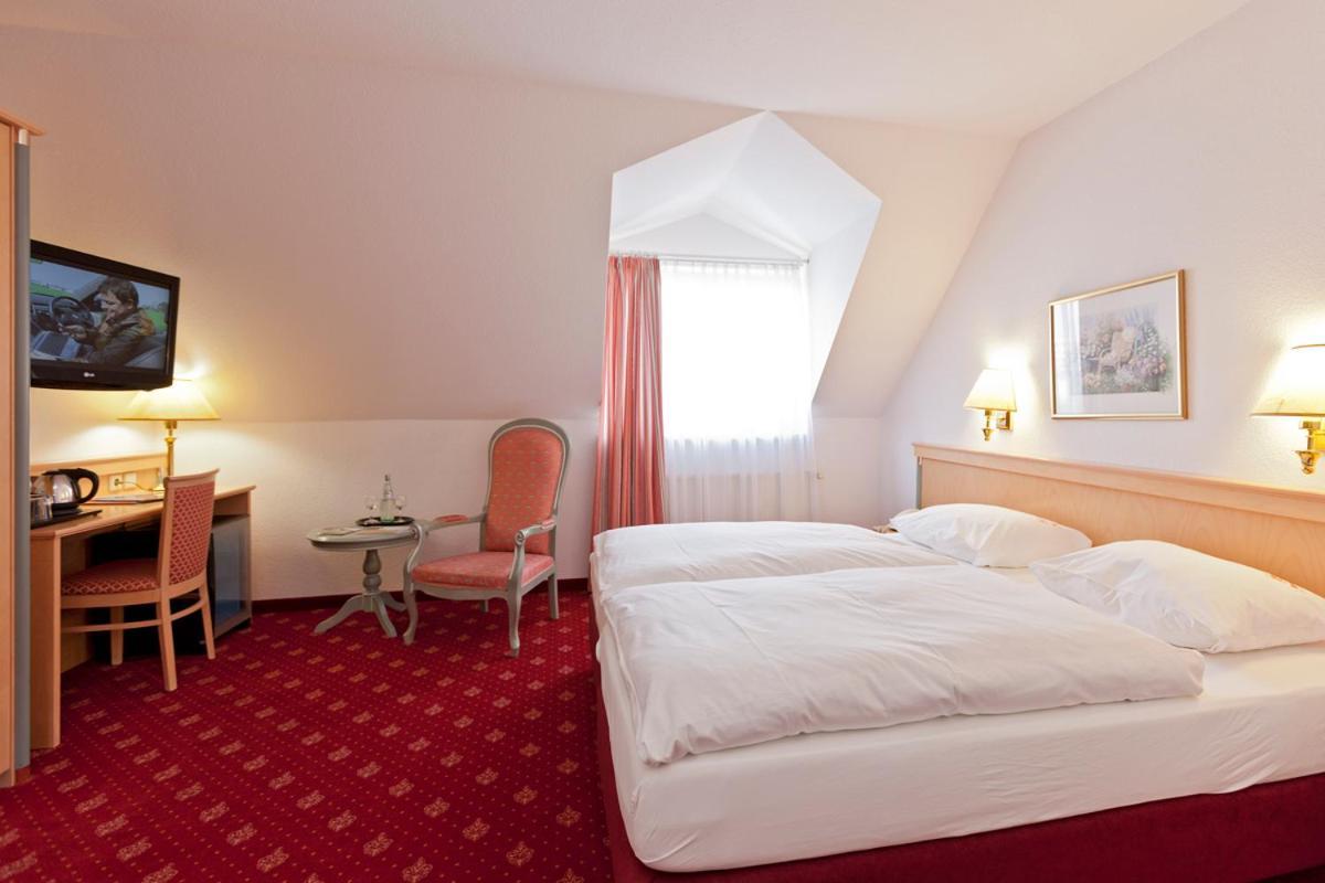 Hotel Fuer Dich Варен Экстерьер фото
