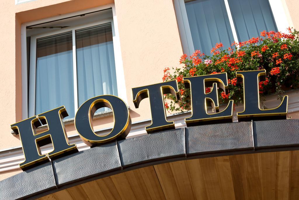 Hotel Fuer Dich Варен Экстерьер фото