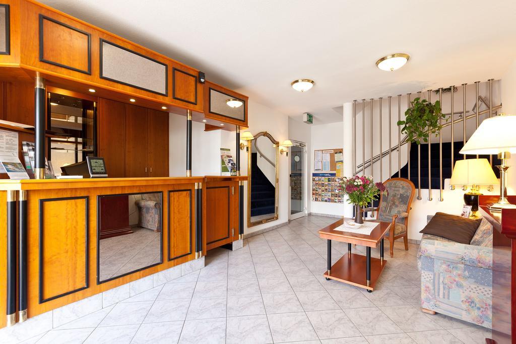 Hotel Fuer Dich Варен Экстерьер фото